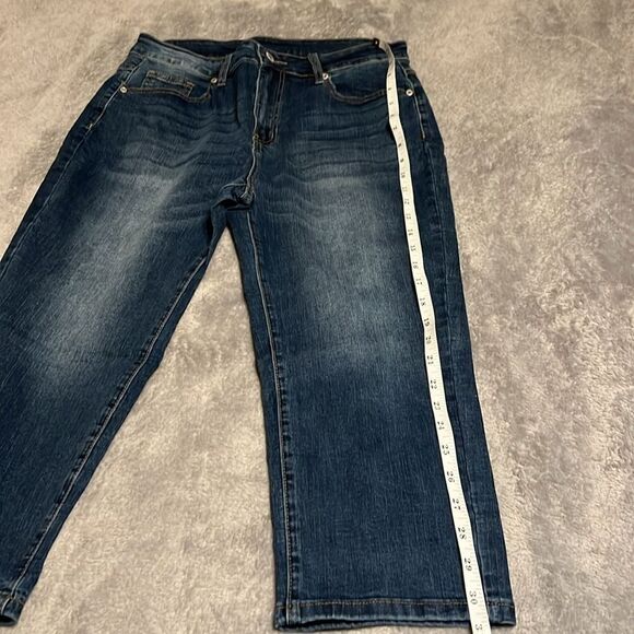 Jean Cropped Pant - Picture 3 of 7